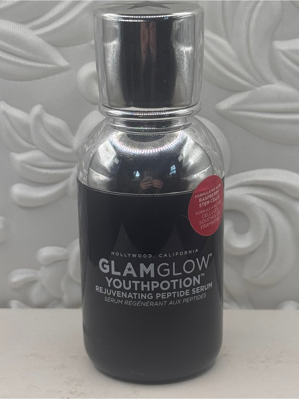 Glamglow youthpotion rejuvenating peptide serum
